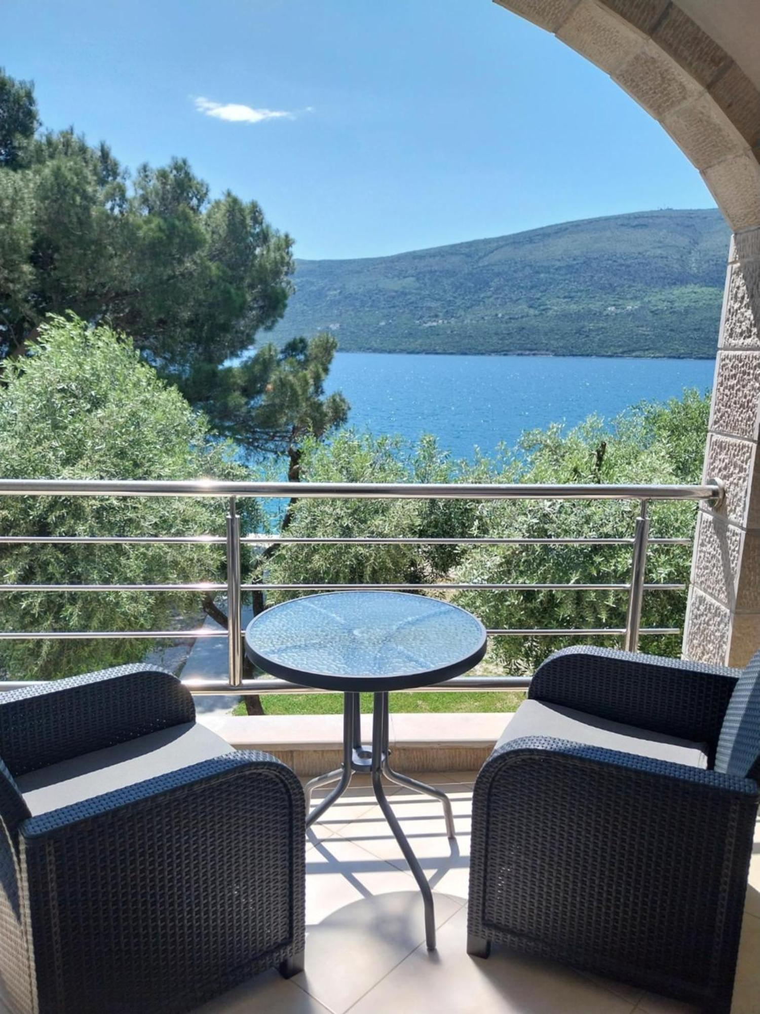 Apartments Villa Danilovic Χέρτσεγκ Νόβι Εξωτερικό φωτογραφία